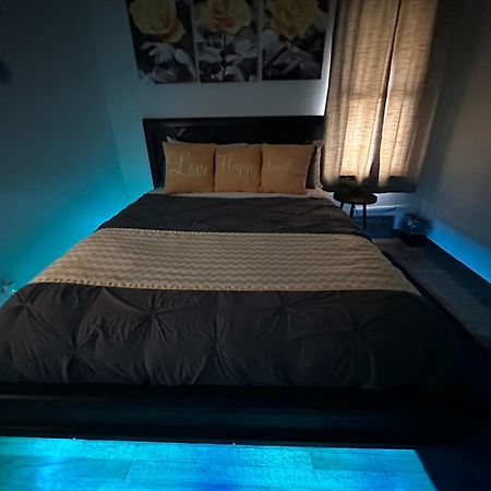 דטרויט Adults Only Vacation Rental With Hot Tub- No Parties מראה חיצוני תמונה
